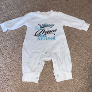 “The prince has arrived” baby onesie size 70